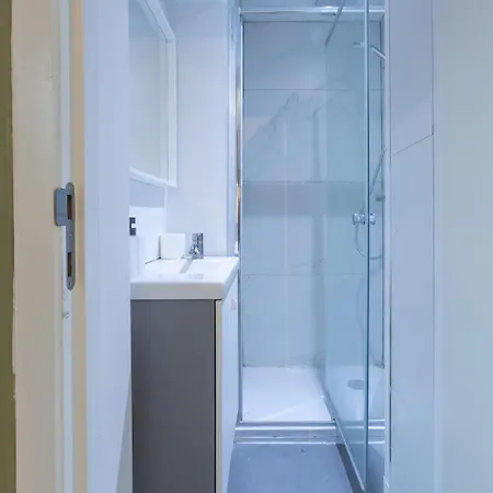 Apartment 98 - Botanique 1